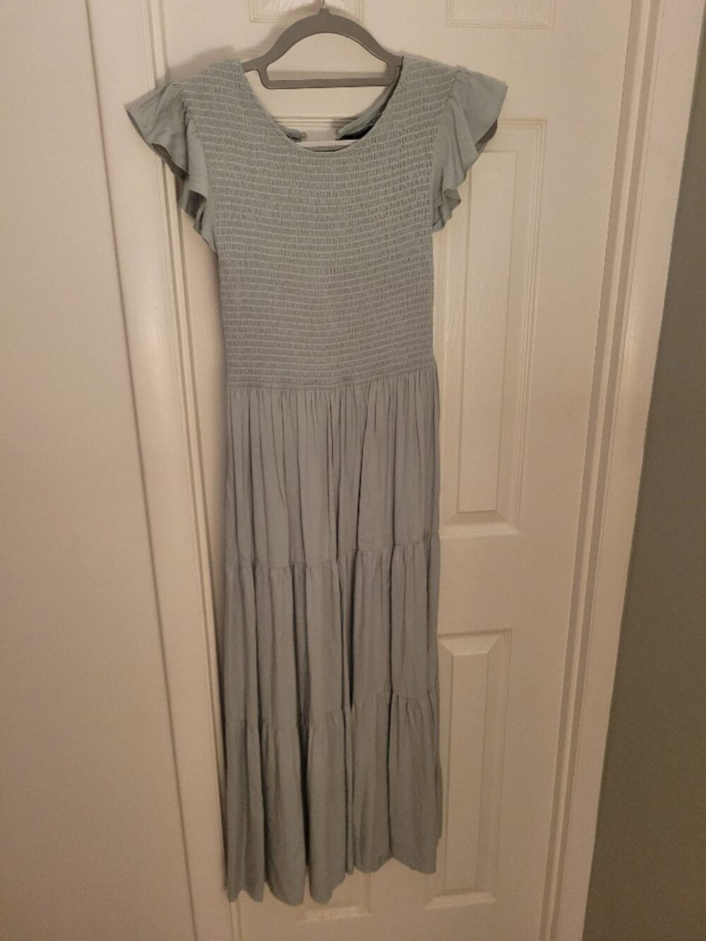 Sage green dress for all occasions